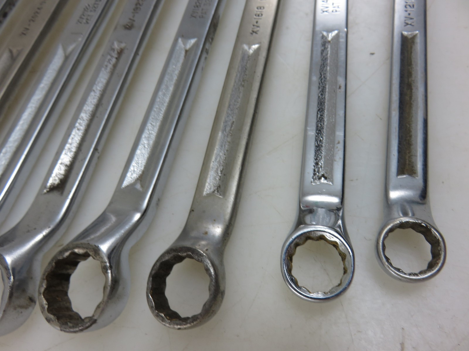 Snap-On XV Series Offset Box End Wrench 10pc Set 3/8″-1 1/4″ *NOT ALL SIZES*