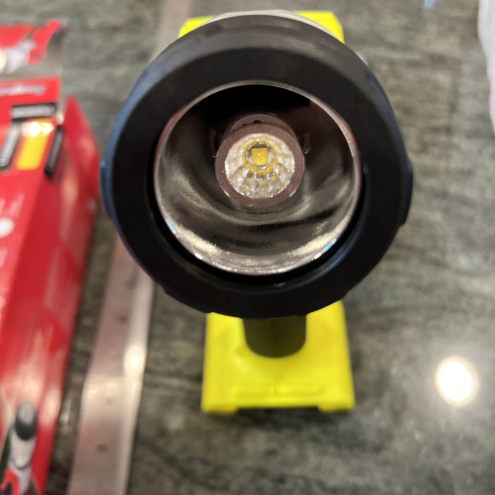 Snap On ctled9050 18V 800 lumen monster lithium cordless light tool only hi viz