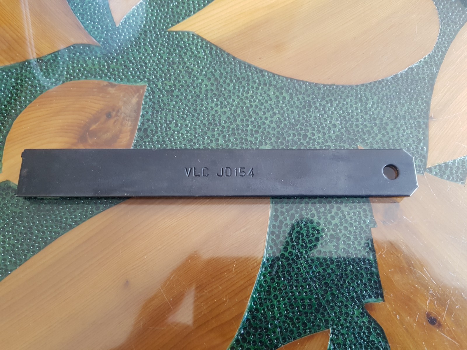 Jaguar Tool JD154 Churchill Tool 418-017 Speedometer/Tachometer Removal Tool.