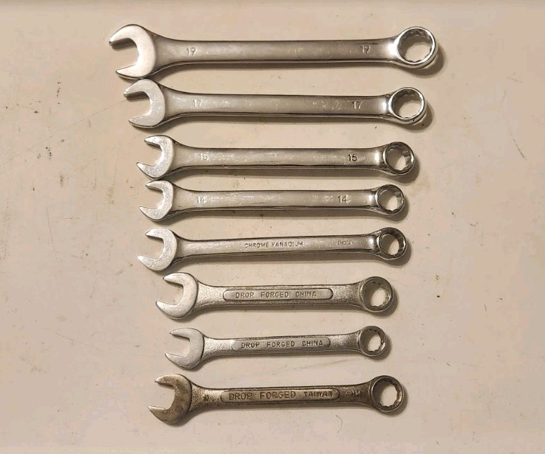Lot of 8 Generic Metric & SAE Combination Wrench 12 Point 19 17 15 14 12 9/16