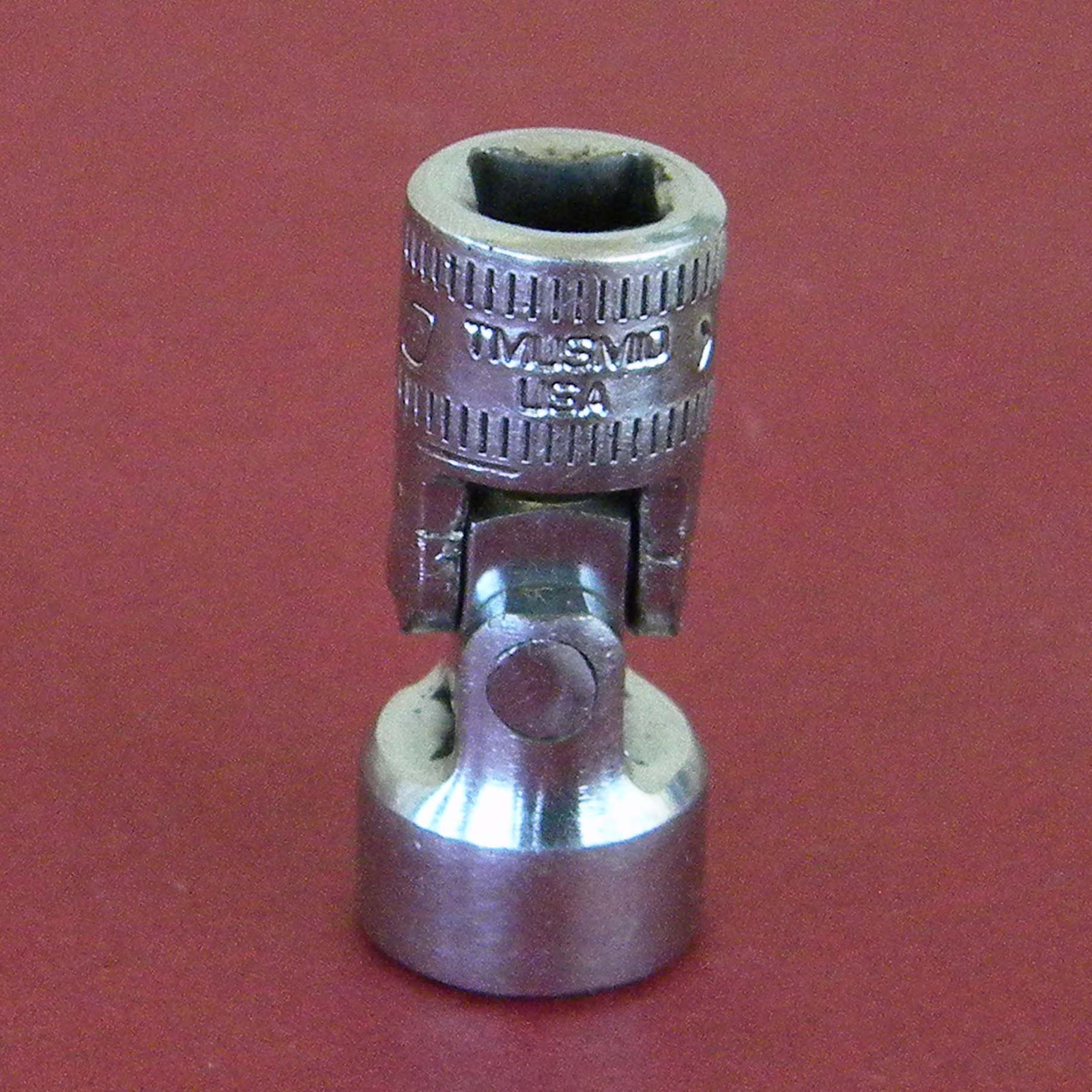Snap-On TMUSM10 1/4″ Drive 6PT Metric 10MM Chrome Universal Swivel Socket, USA