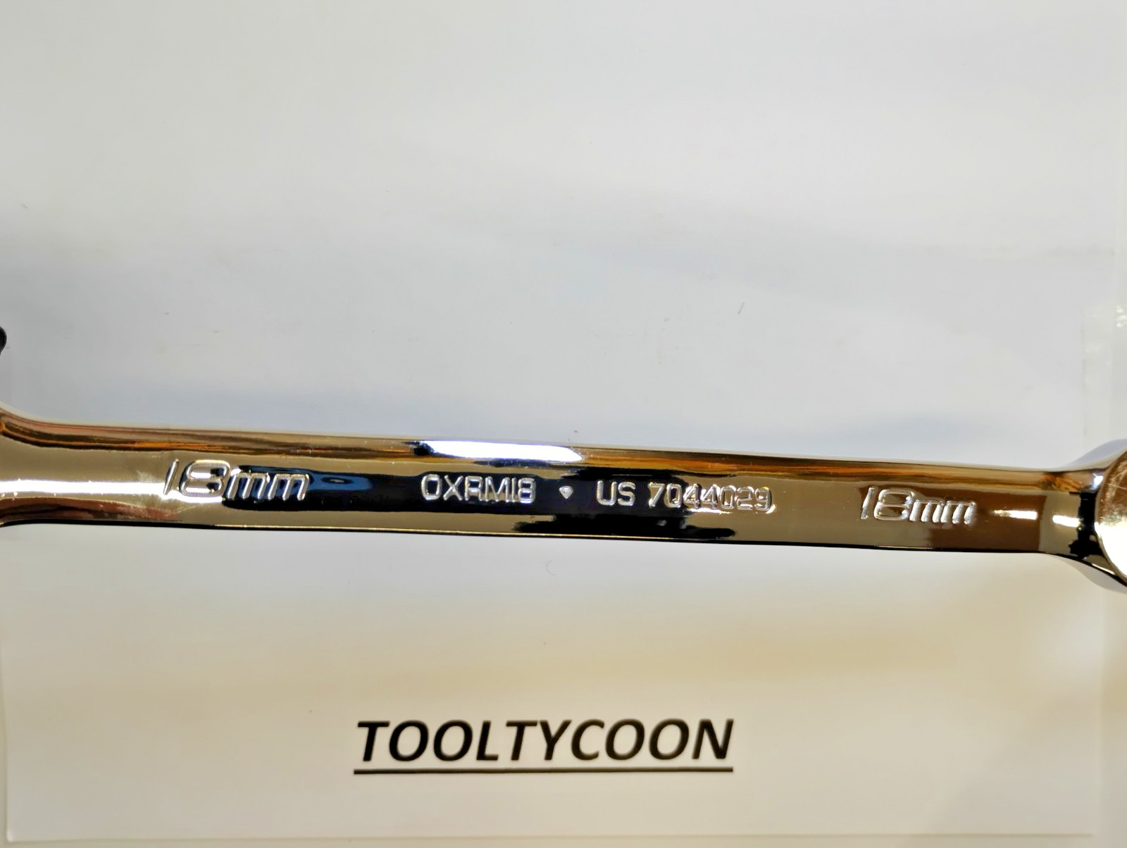 Snap-on Tools NEW 18mm Metric 0° Non-Reversing Ratcheting Combo Wrench OXRM18
