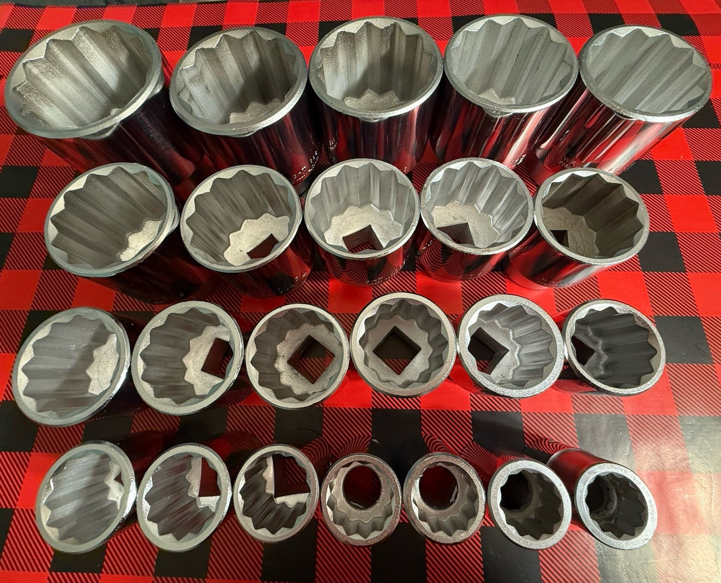 WRIGHT TOOL 28pc SAE 618 SOCKET SET 3/4” Dr 12pt STD 3/4” – 2-3/8” TOOL BOX USA
