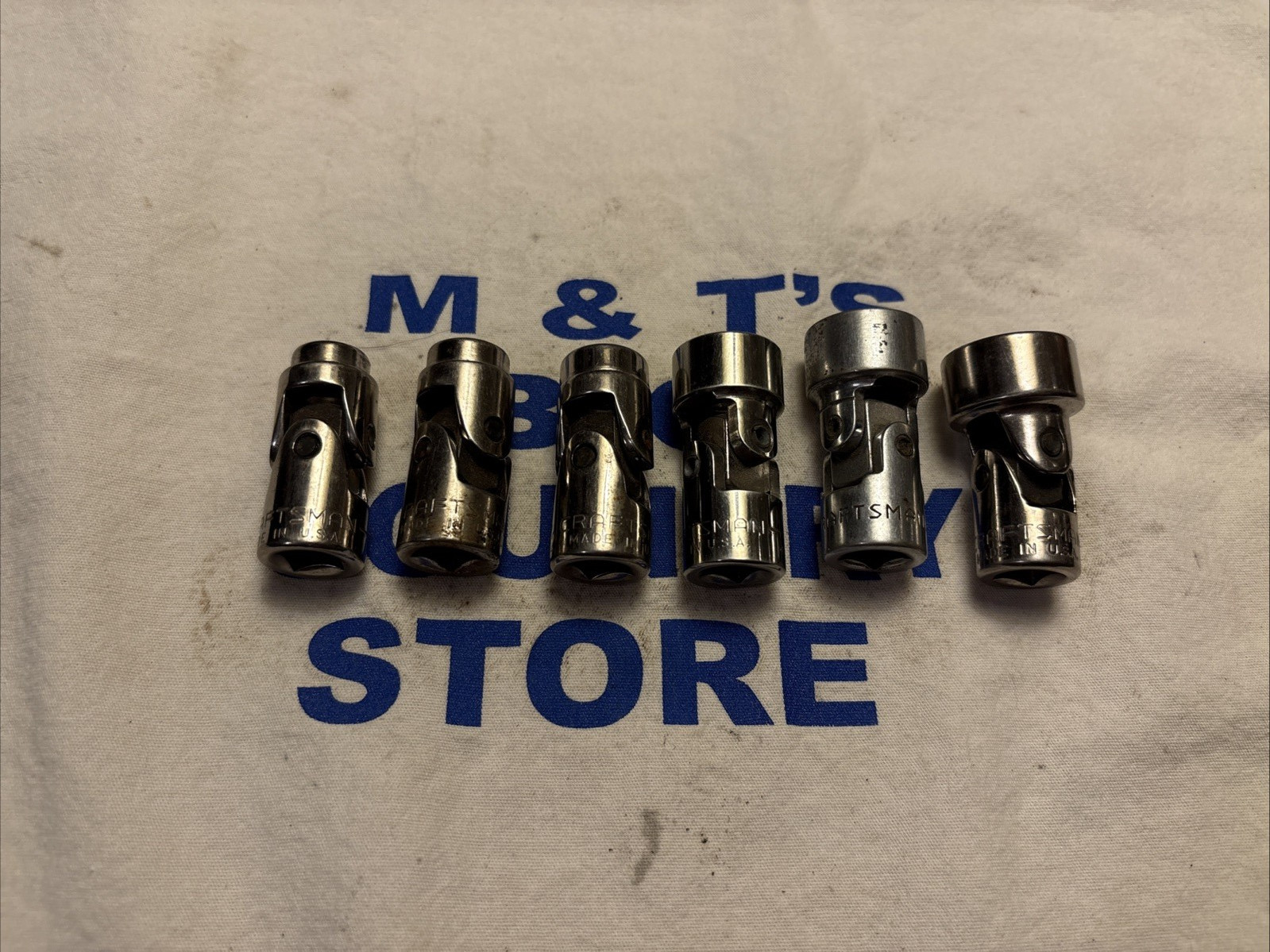 Craftsman USA 3/8″ Drive 6pc SAE 6pt Universal Swivel Socket Set 3/8-3/4″