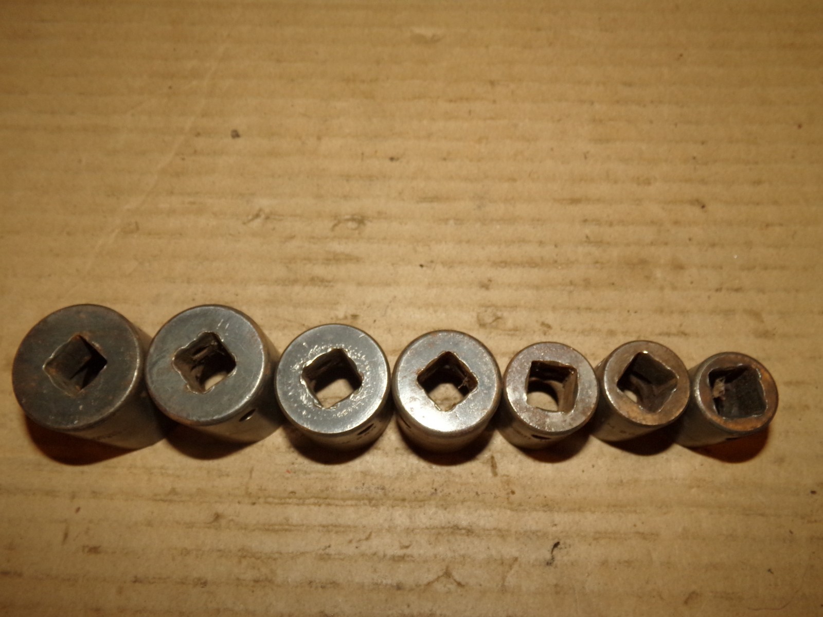 7 Snap-On 1/2” Drive, 6 Point Impact Sockets 1, 15/16, 7/8, 13/16, 11/16, 5/8 9/