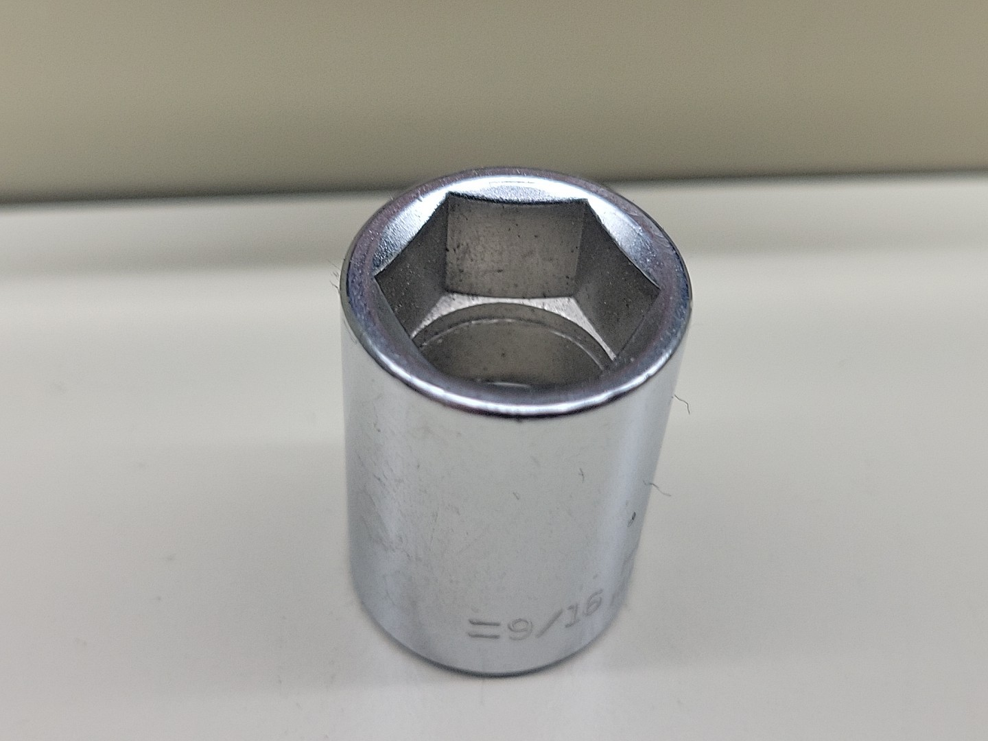 Husky 9/16″ Socket 6 Pt 3/8 Dr. CB-618 For: Homeowner Craftsman Mechanics USA