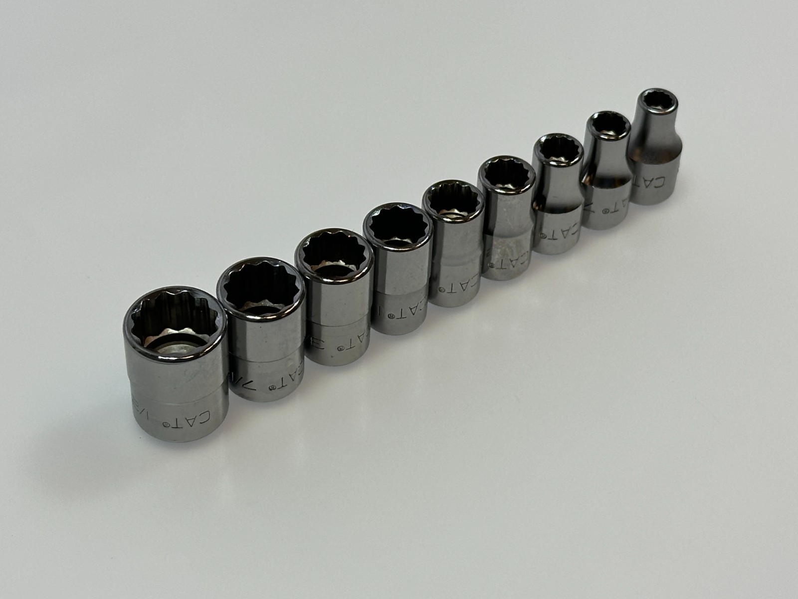 CAT Caterpillar Tools USA 10pc SAE 3/16″ to 1/2″ Socket Set, 1/4″ Drive 12 Point