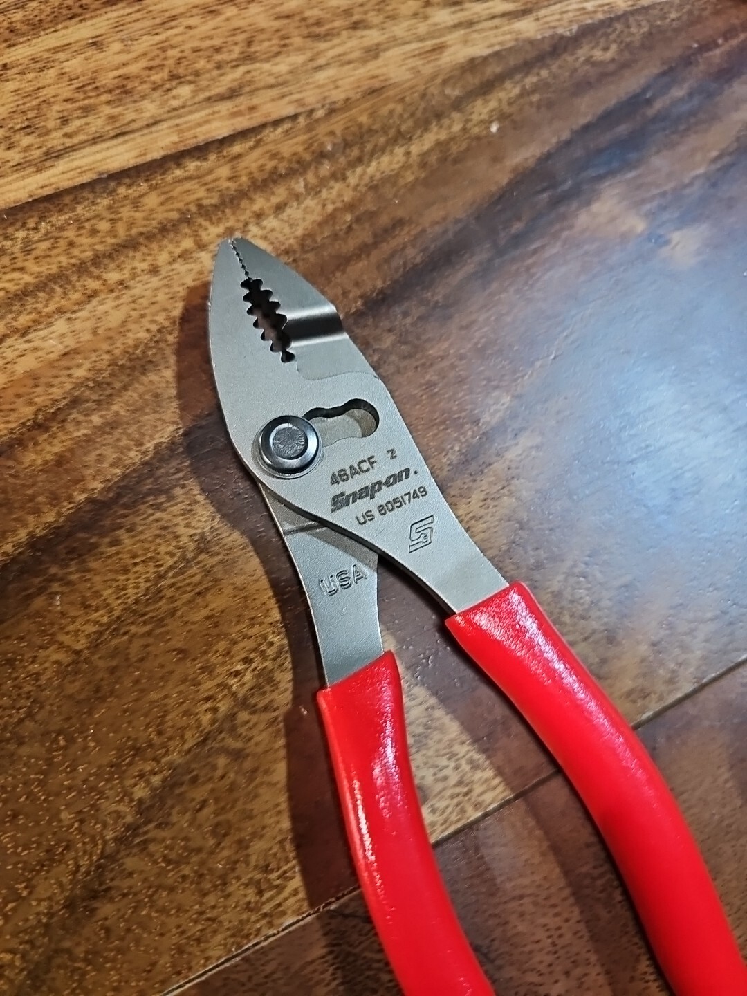 *NEW * Snap On 46ACF CLASSIC RED 6″ Combo Slip Joint Pliers FAST N FREE SHIPPING