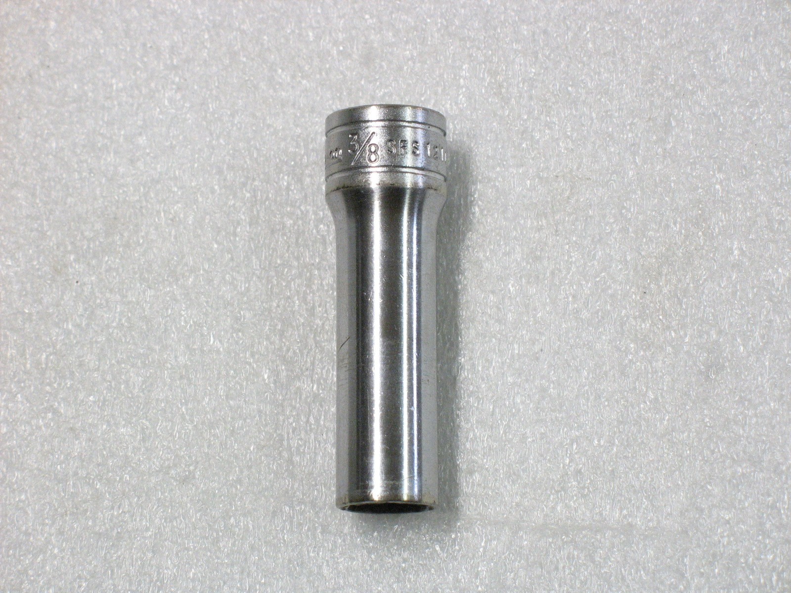 Snap On 3/8″ 6 Point 3/8″ Drive Deep Chrome Socket SFS121