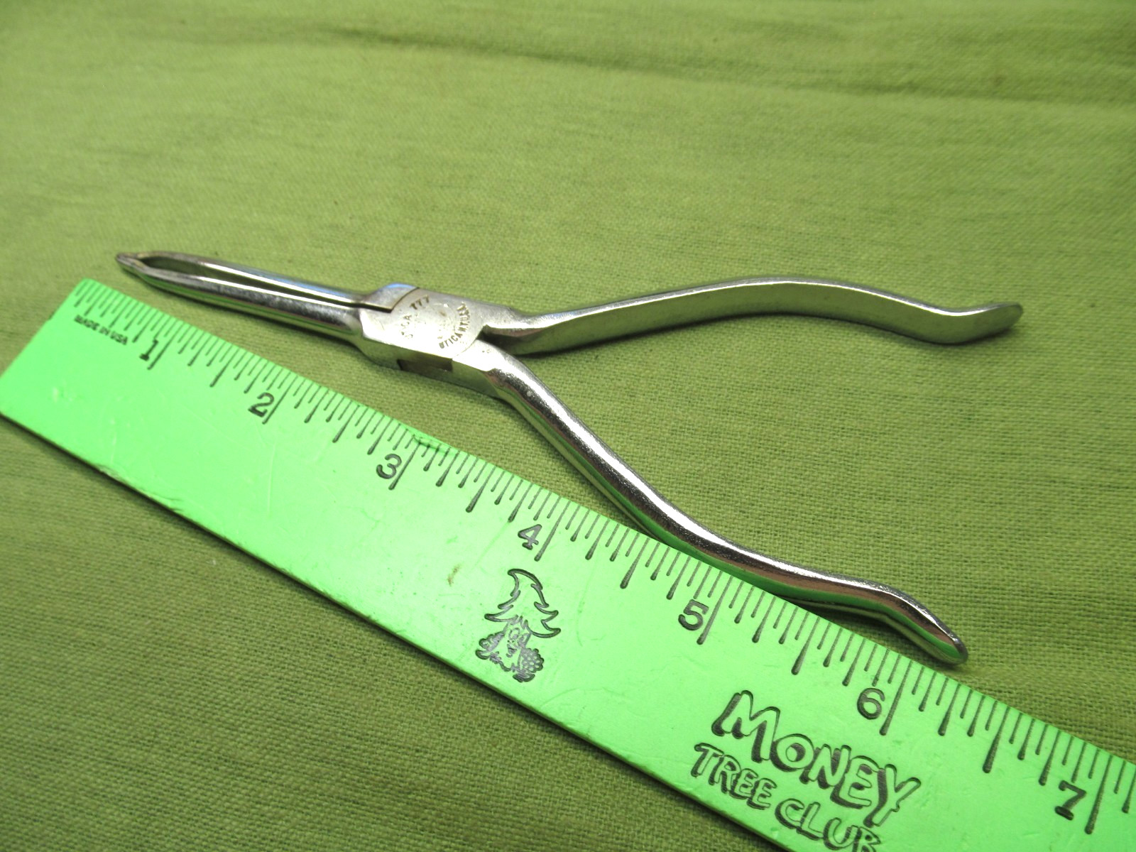 Vtg. Utica 777 Long Reach Needle Nose Pliers – Unique Tip Shape – Must See