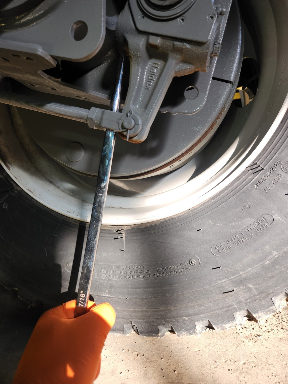 Slack adjuster wrench