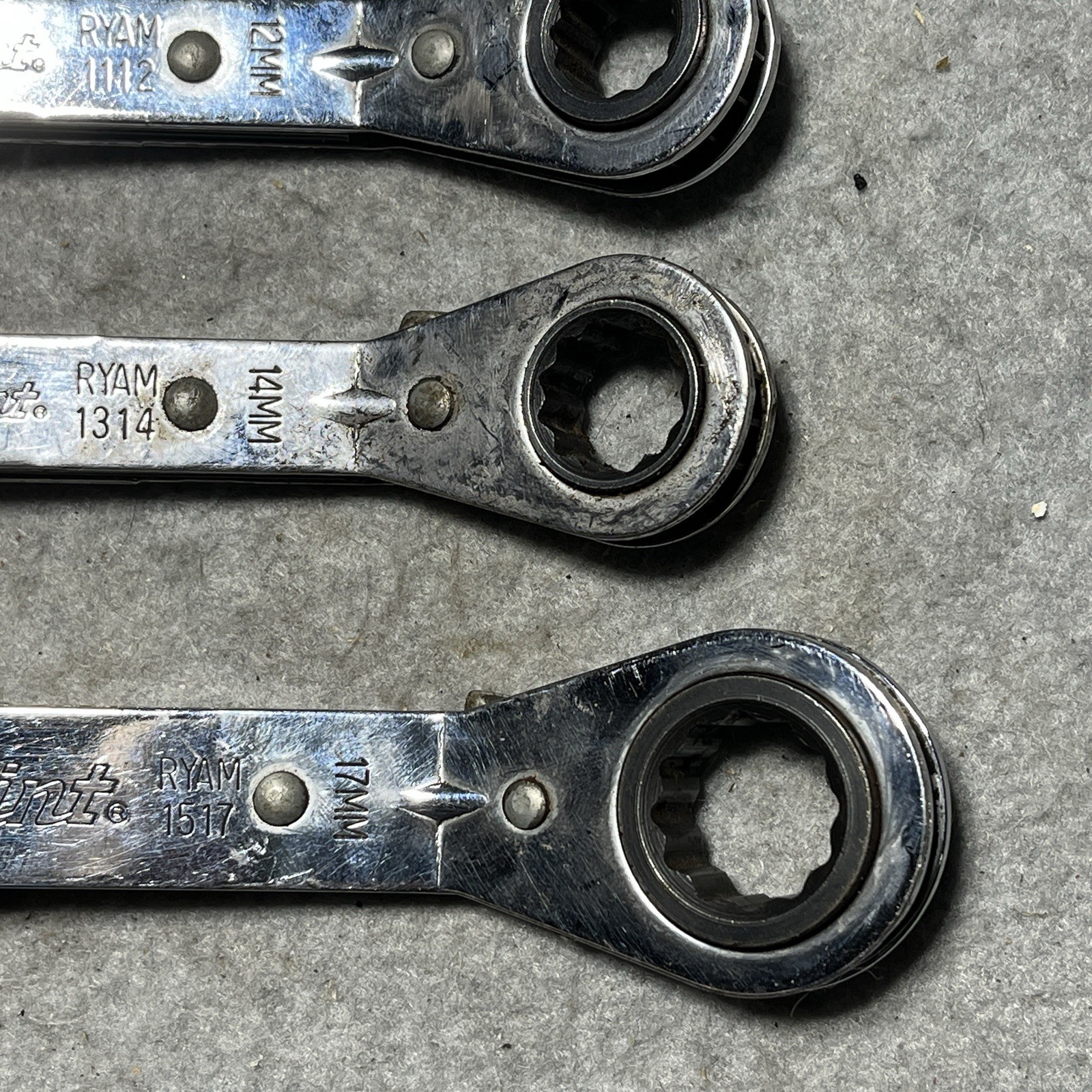 Blue Point by Snap-on Metric Offset Ratcheting Box Wrench 5 pc Set RYAM78 7-17mm