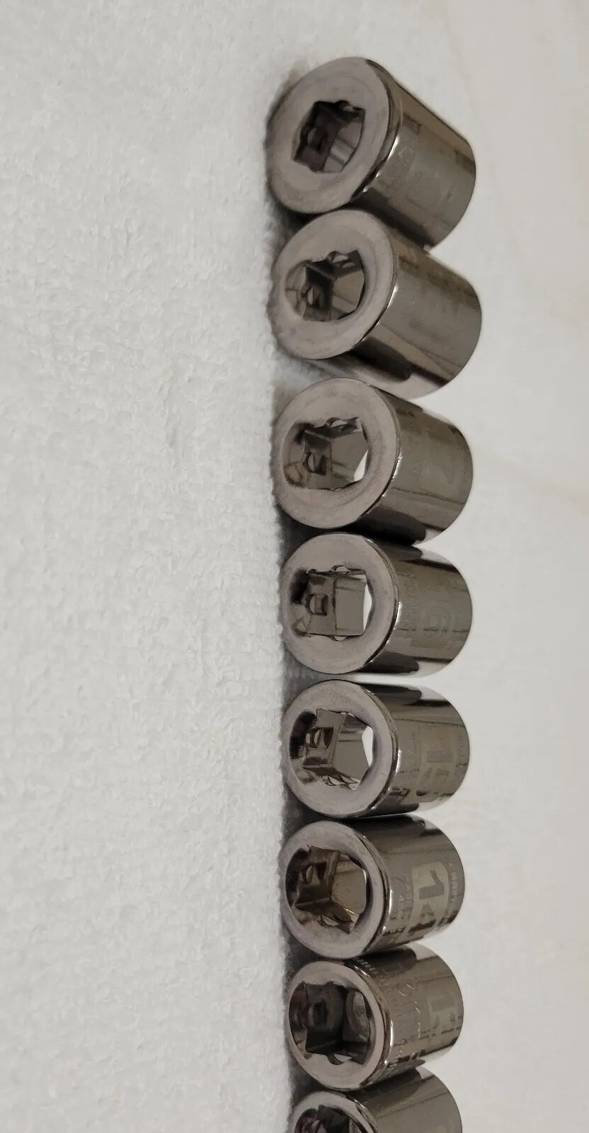 Craftsman 3/8″ Dr Metric Shallow Socket Set laser-etched 6-Point 14-pcs 6mm-19mm