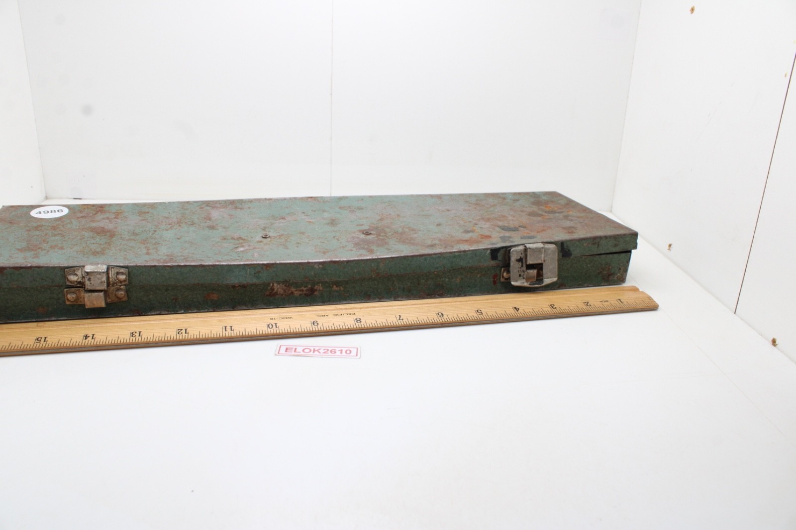 S-K TOOLS 17.5”x5”x 1- 1/2″ 3/8″ Green Metal Socket/Ratchet Box USA