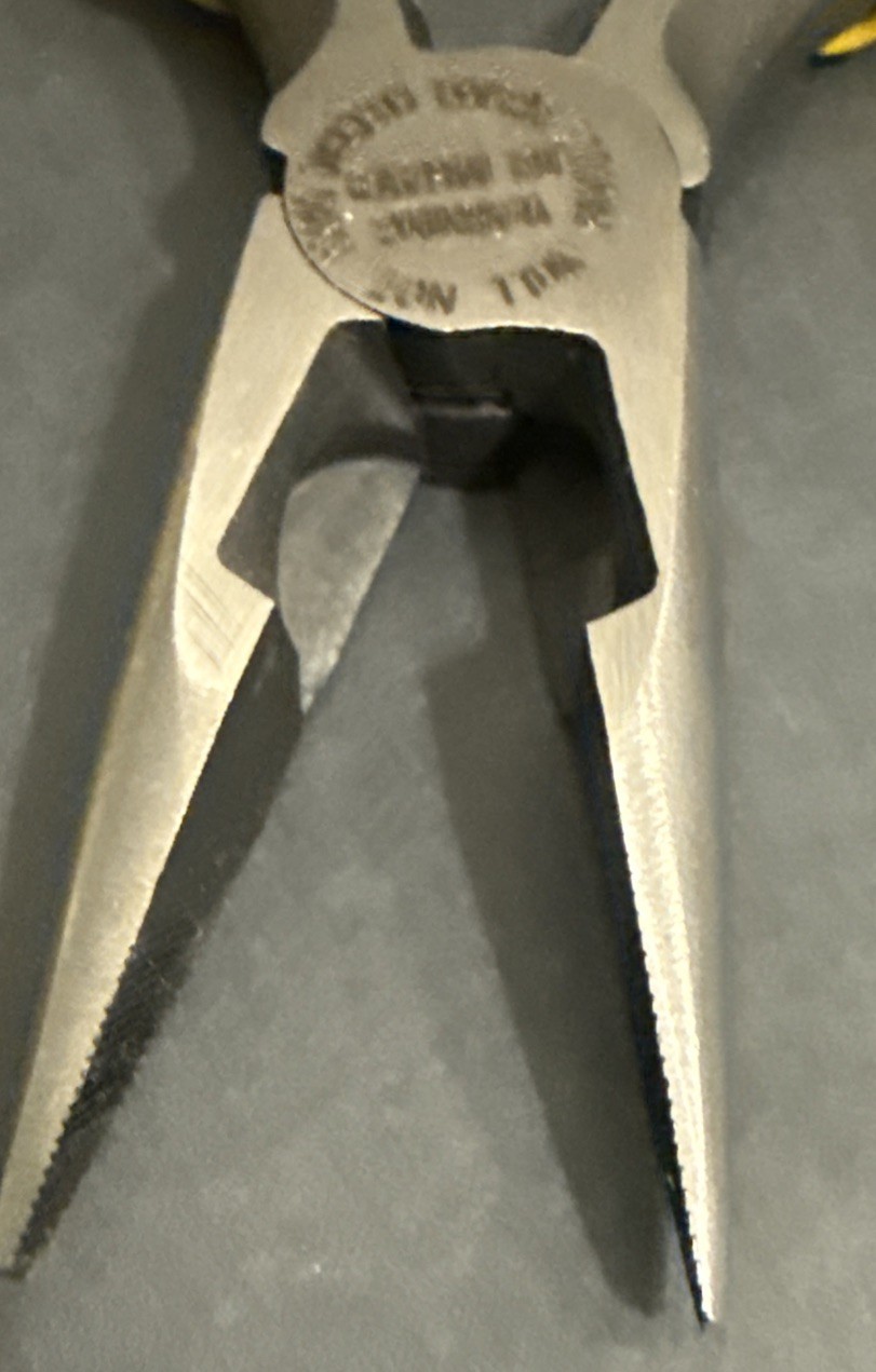 NOS VINTAGE KLEIN TOOLS NEEDLE NOSE PLIERS D203-5C 5-1/2” ORIGINAL BOX NOS