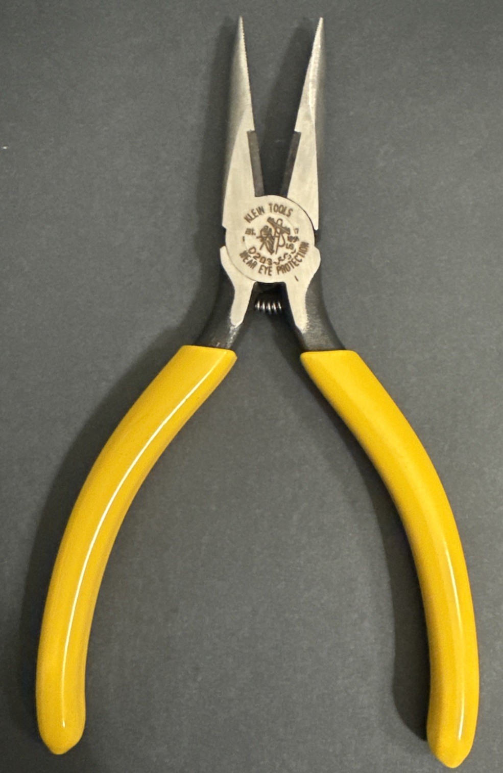 NOS VINTAGE KLEIN TOOLS NEEDLE NOSE PLIERS D203-5C 5-1/2” ORIGINAL BOX NOS