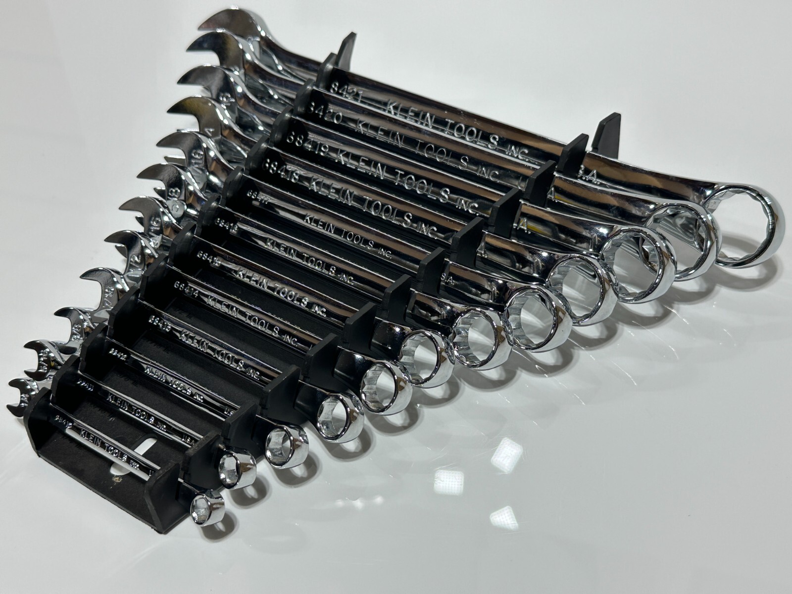 Klein Tools USA MADE (Rare) 68404 12pc SAE 1/4″ to 15/16″ Combination Wrench Set