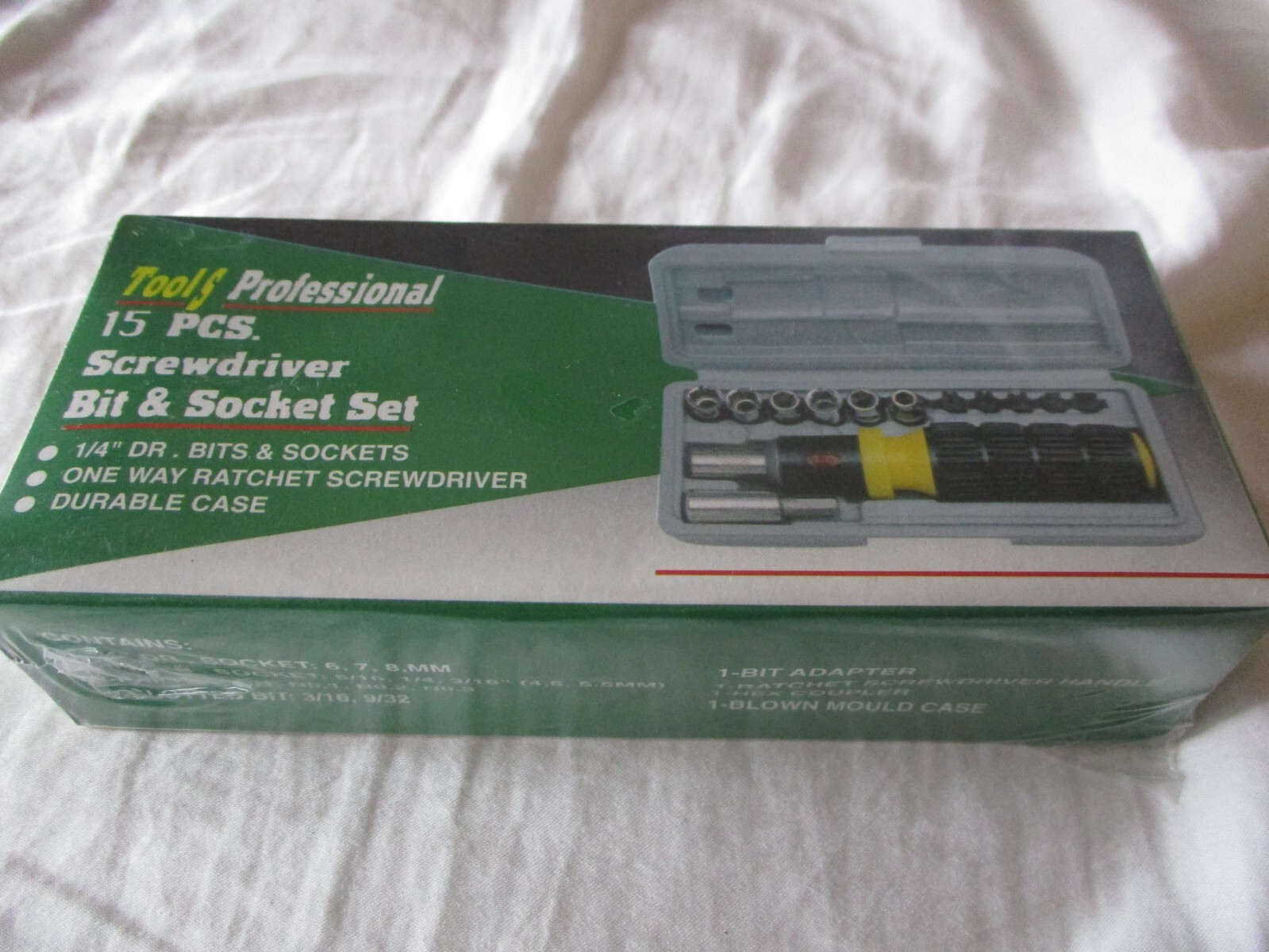 15pcs Pocket Size Screwdriver & Socket Set 1/4″ Drive Bit & Socket Set &Case