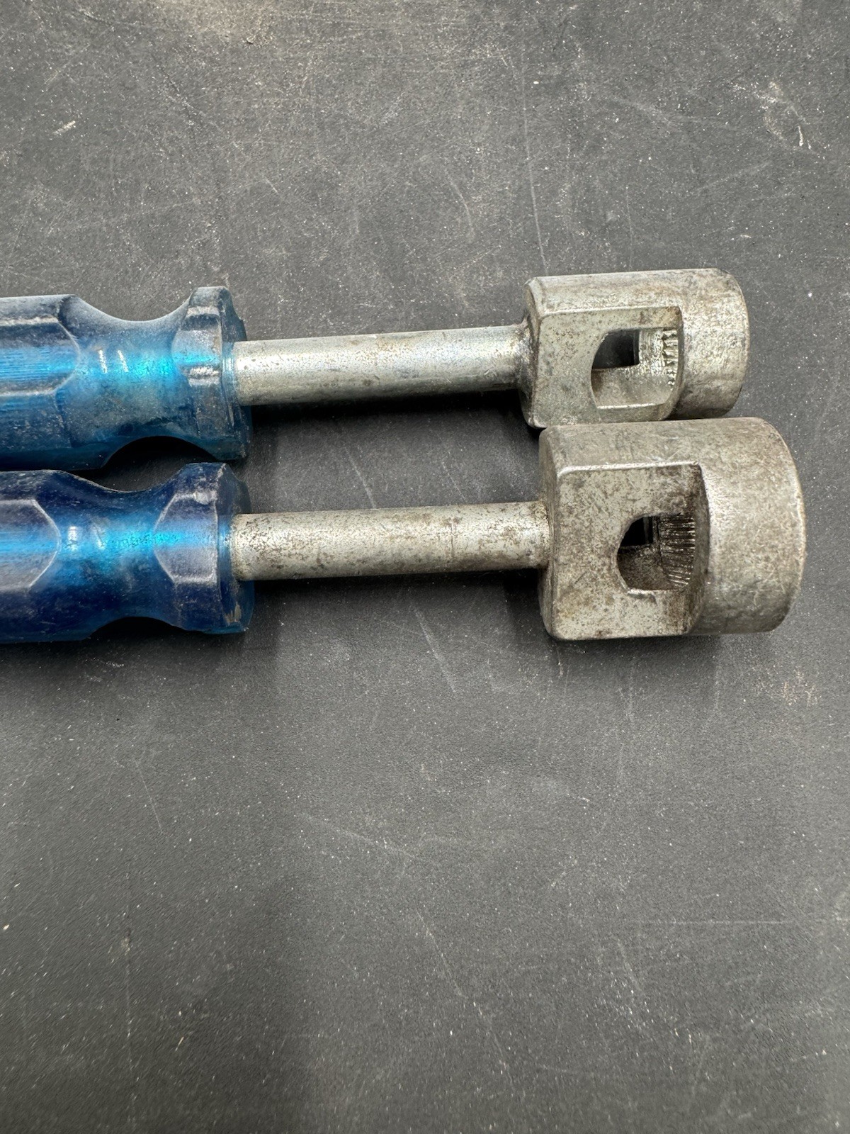 Brake Spring Compressor — Cal-Van 369 + 269