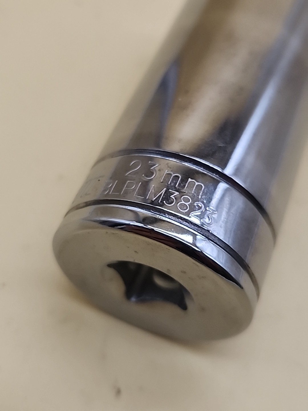 Blue Point Tools BLPLM3823 23mm Metric Deep Socket 3/8″ Dr 12 Point