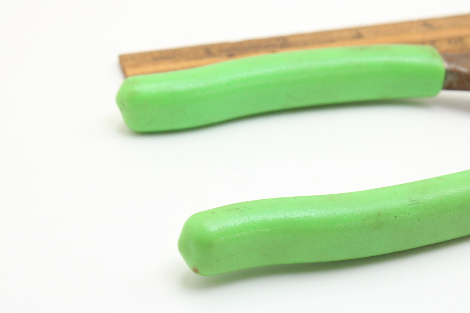 Snap On 312CF 11″ Heavy Duty Diagonal Green Rubber Handle Cutters USA
