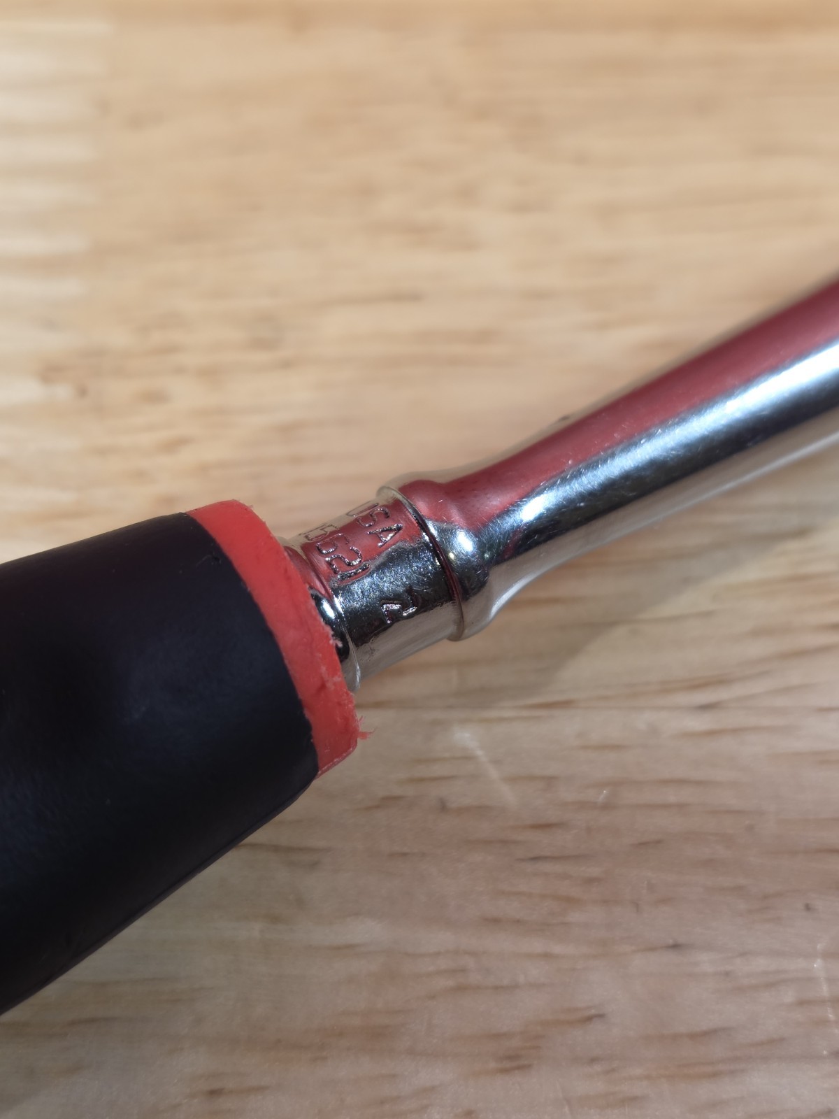 Snap-on THLX72 1/4″ Locking Flex Head Soft Grip Ratchet RED & Blue-Point Spinner