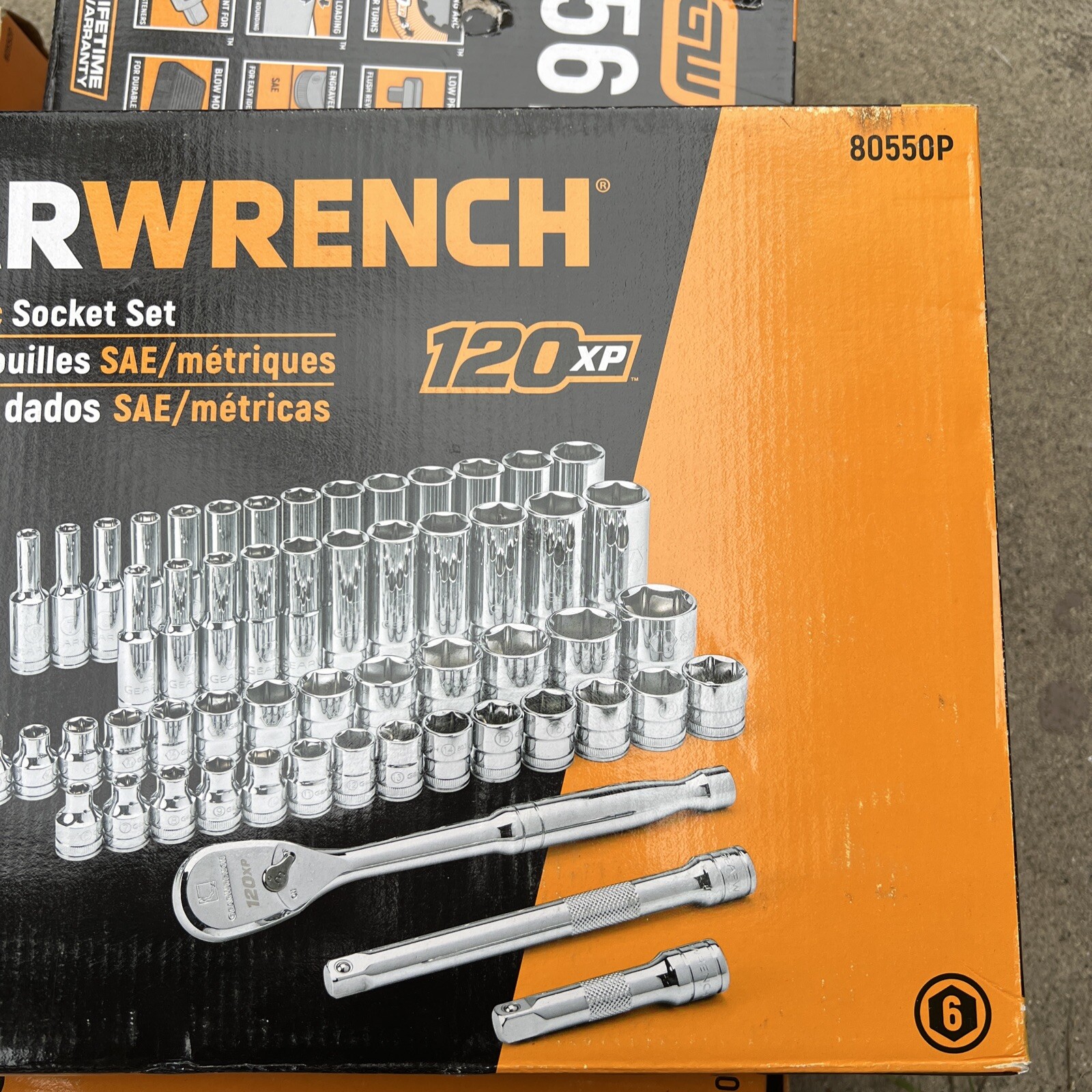GearWrench 80550P 56-Pc 3/8″ Drive SAE/Metric 6 pt Standard & Deep Socket Set