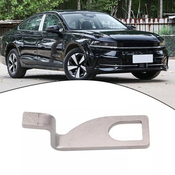 Tailgate Holder Bracket with Air Vent Capability for T5 Vehicles Design