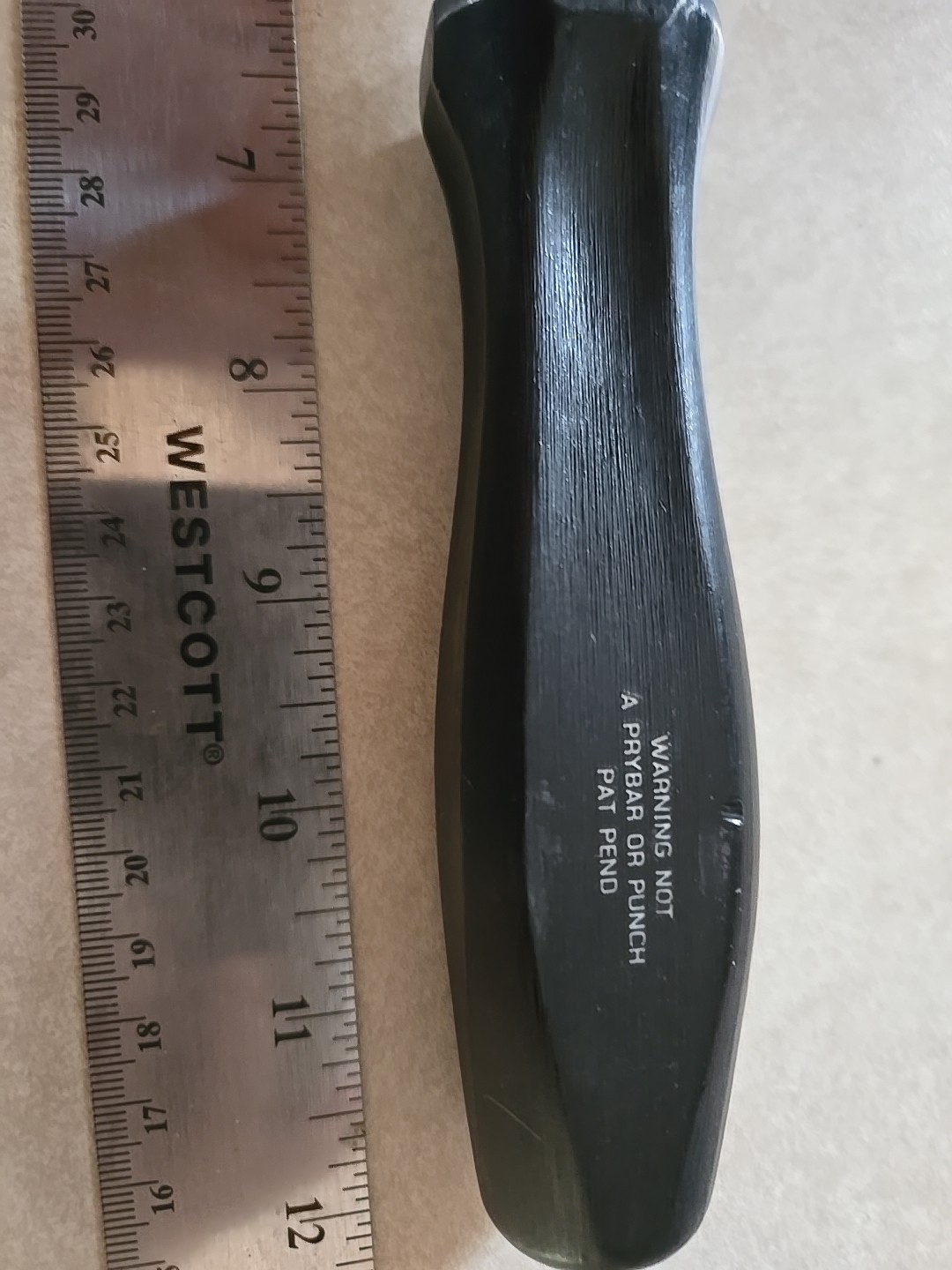 SNAP ON – SDDP64 – NO4 PHILLIPS BLACK HANDLE SCREWDRIVER