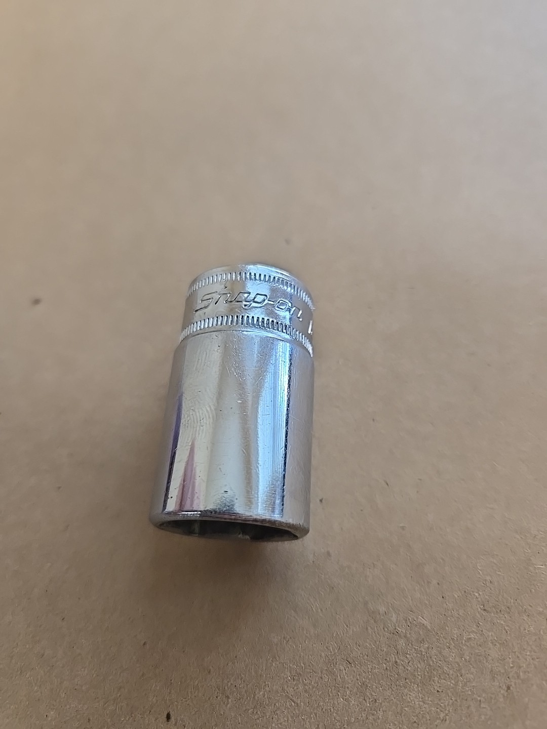 Snap On 3/8″ Drive 18MM 6PT Metric Semi Deep Chrome Socket USA FSMS18