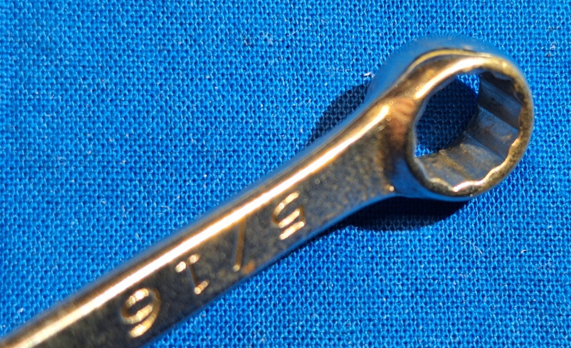 Mac Tools CW10 3-1/2″ long SAE 5/16″ 12 point combination wrench
