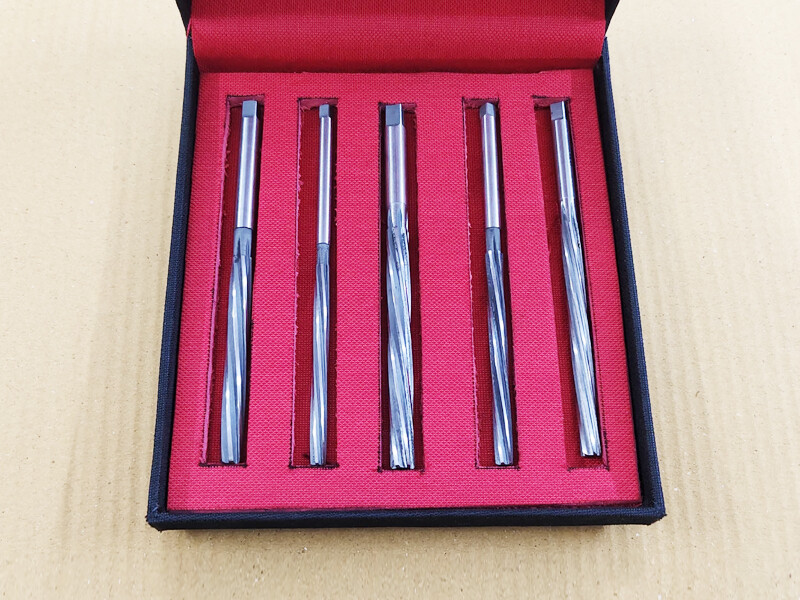 HSS Valve Stem Guide Reamers Set of 5 Pcs 1/4″ 9/32″ 5/16″ 11/32″ 3/8″