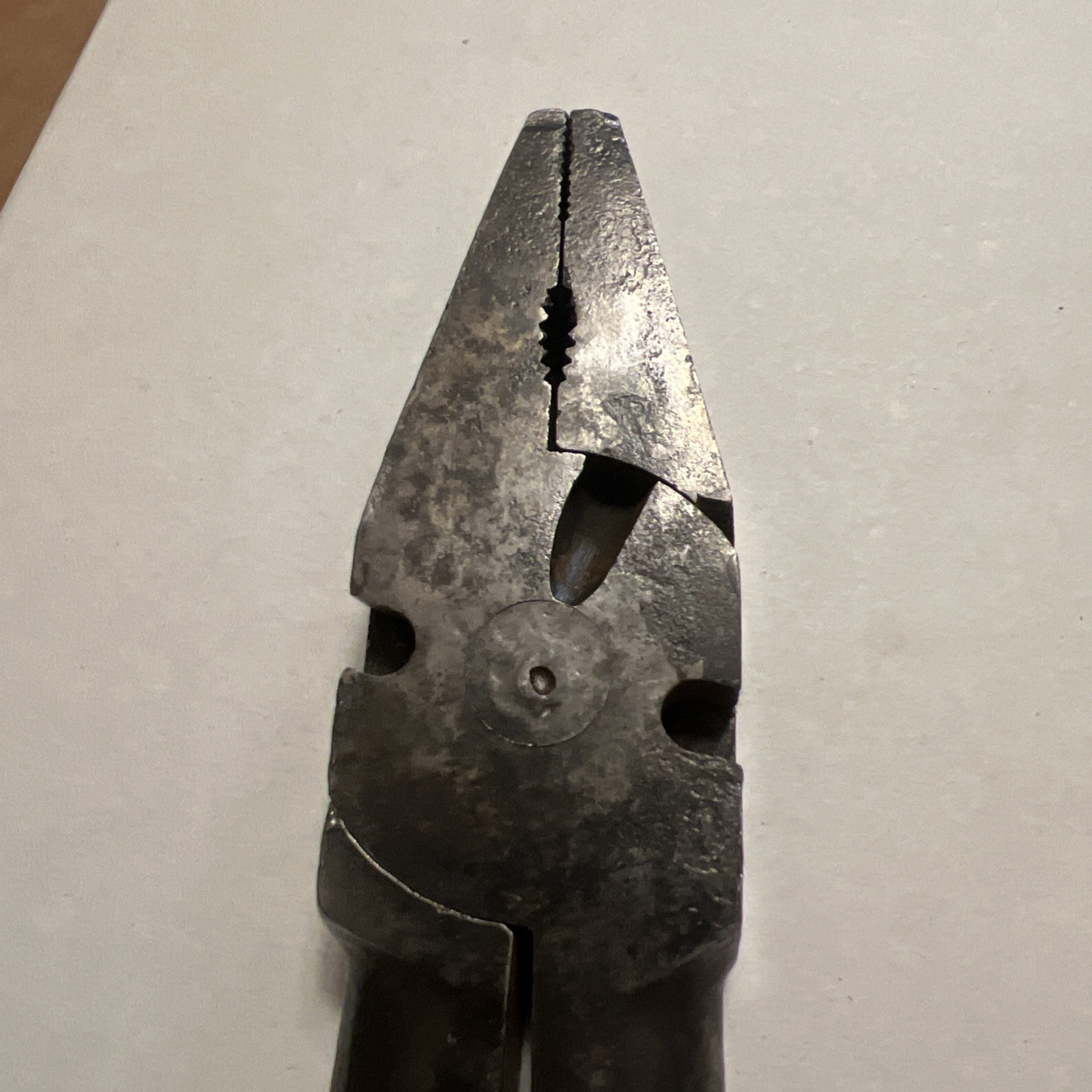 Vintage Utica Giant Button’s Pliers Side Wire Cutting Gripping #1000 USA