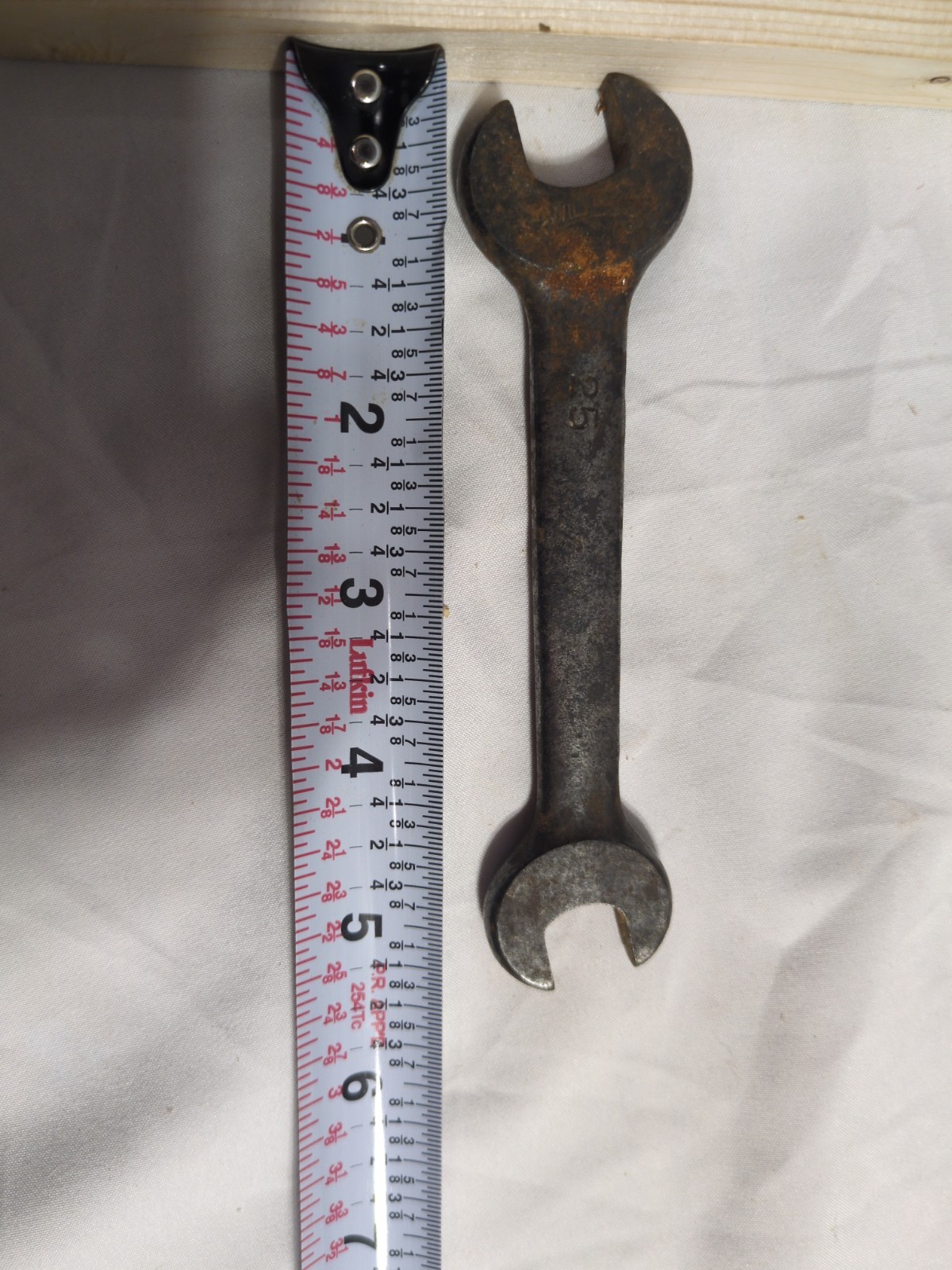12 Wrenches, Various Sizes ( Indicated On Pictures). 4lb 9 Oz Weight.