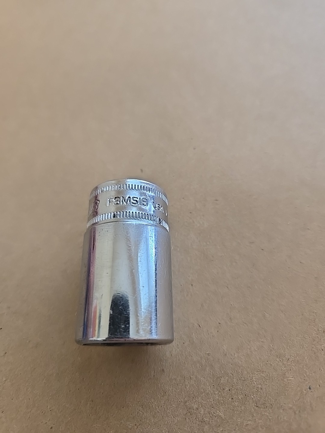 Snap On 3/8″ Drive 18MM 6PT Metric Semi Deep Chrome Socket USA FSMS18