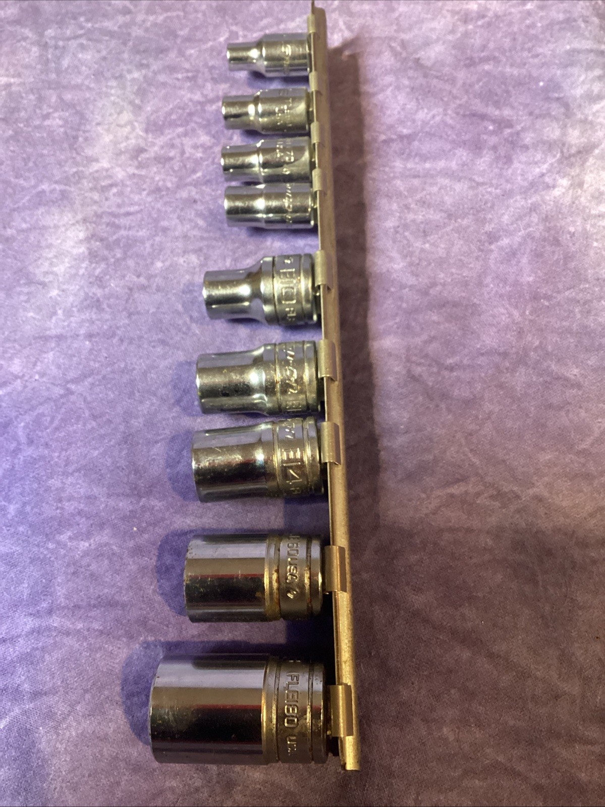 Snap On 10 Piece 1/4” 3/8” Inverted Torx Socket Set E4-E18 – TLE40A – FLE180A