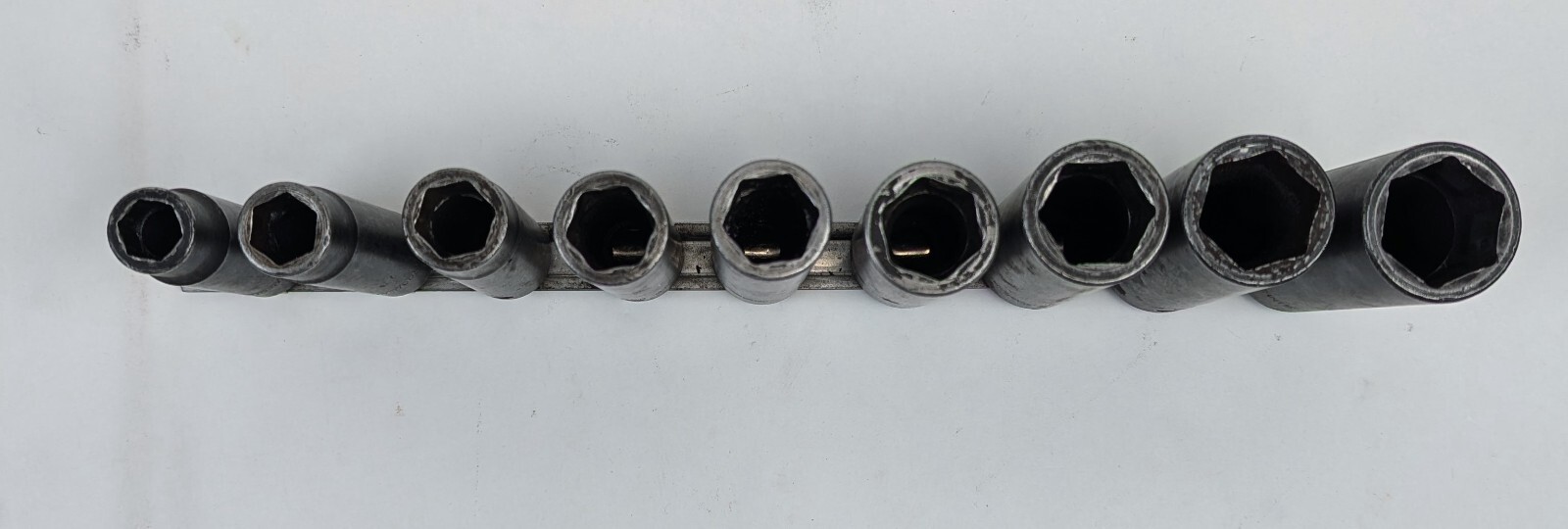 Snap-On SIM160 (1/2″) Thru SIM320 (1″) – 9 Piece – 1/2″ Drive SAE Impact Sockets