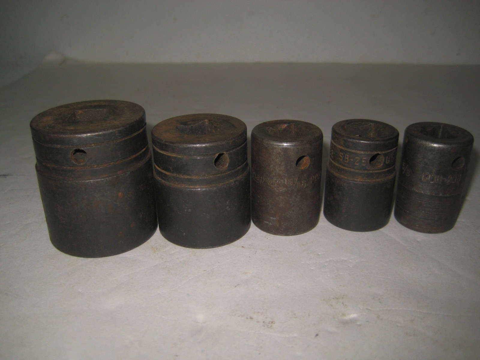 Lot of 5 Snap-on 1/2″ Drive, 12 Point, SAE Shallow Impact Sockets, Black Oxide