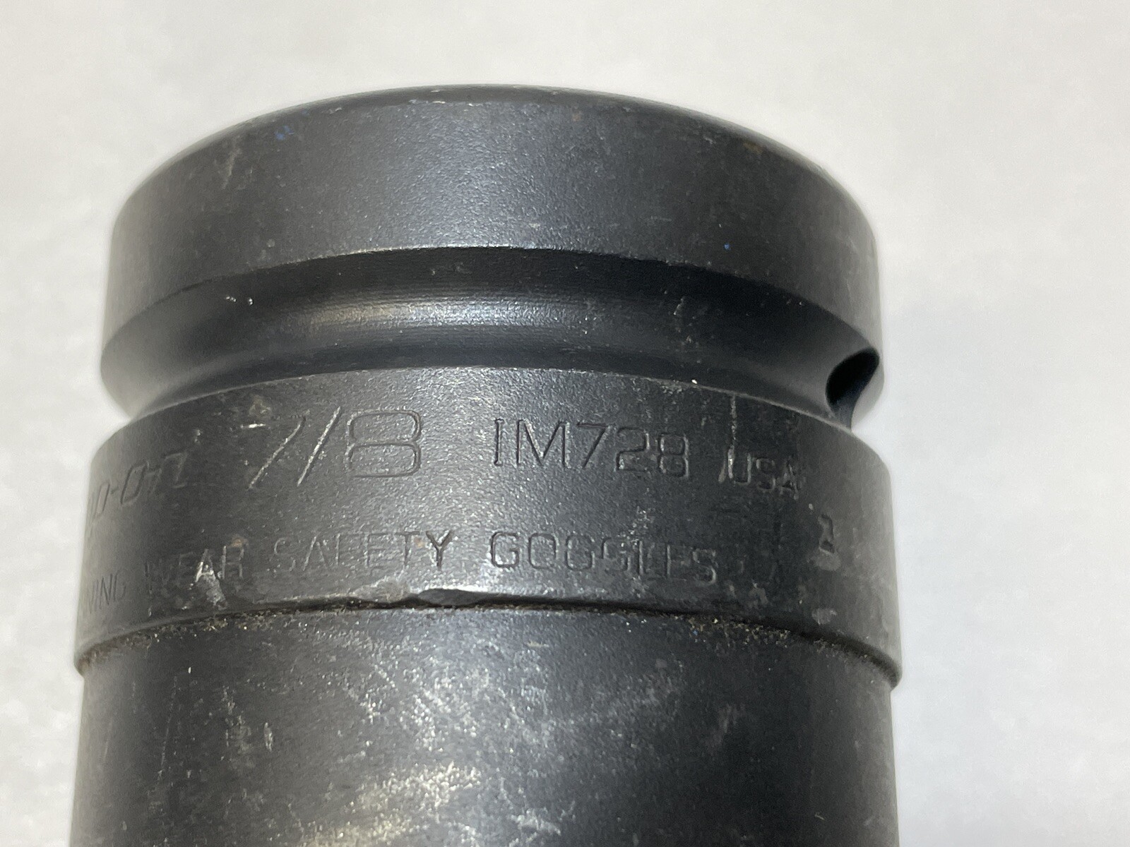 SNAP-ON Shallow Single Square Impact Socket 1″ Drive 4-Point SAE 7/8″ IM728