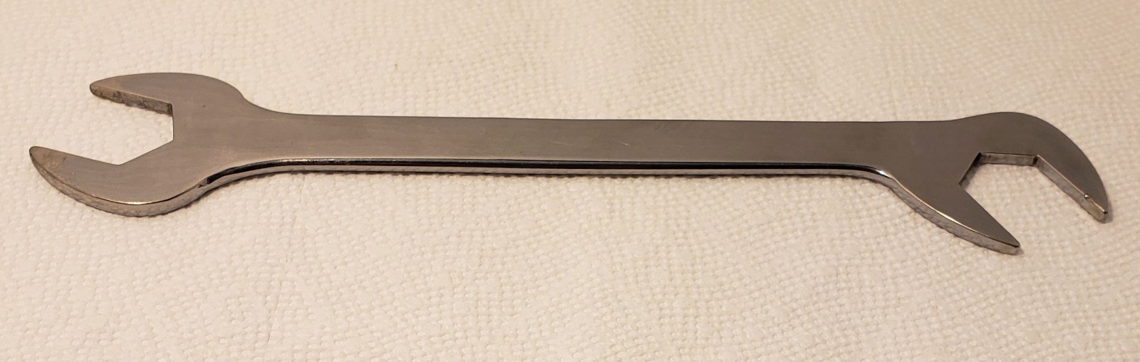 Matco SPW143 * 1″ 4-way angle head thin specialty wrench for tight clearances