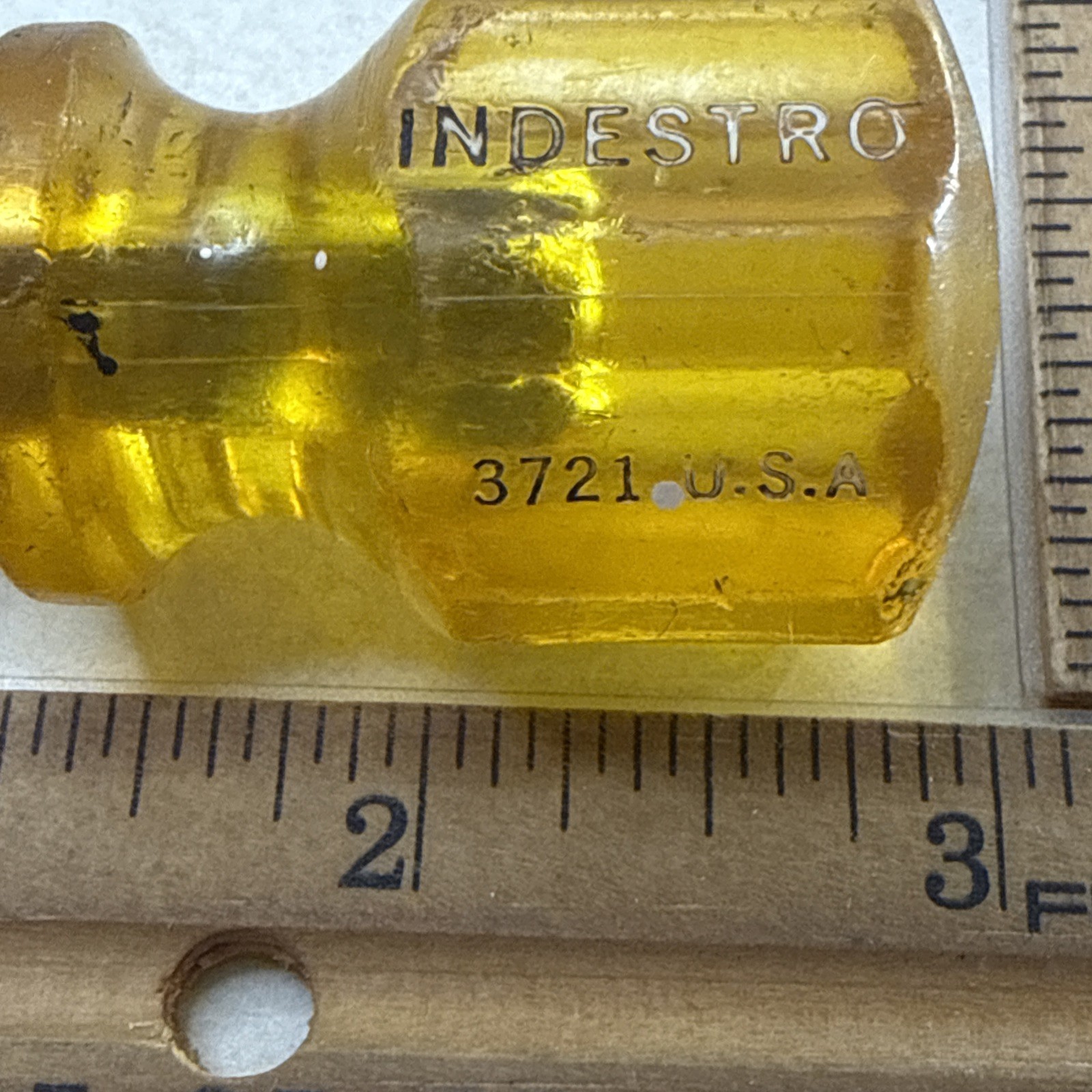 Vintage INDESTRO Amber 3721 Square Shank 1-1/4″ Stubby Flathead Screwdriver old