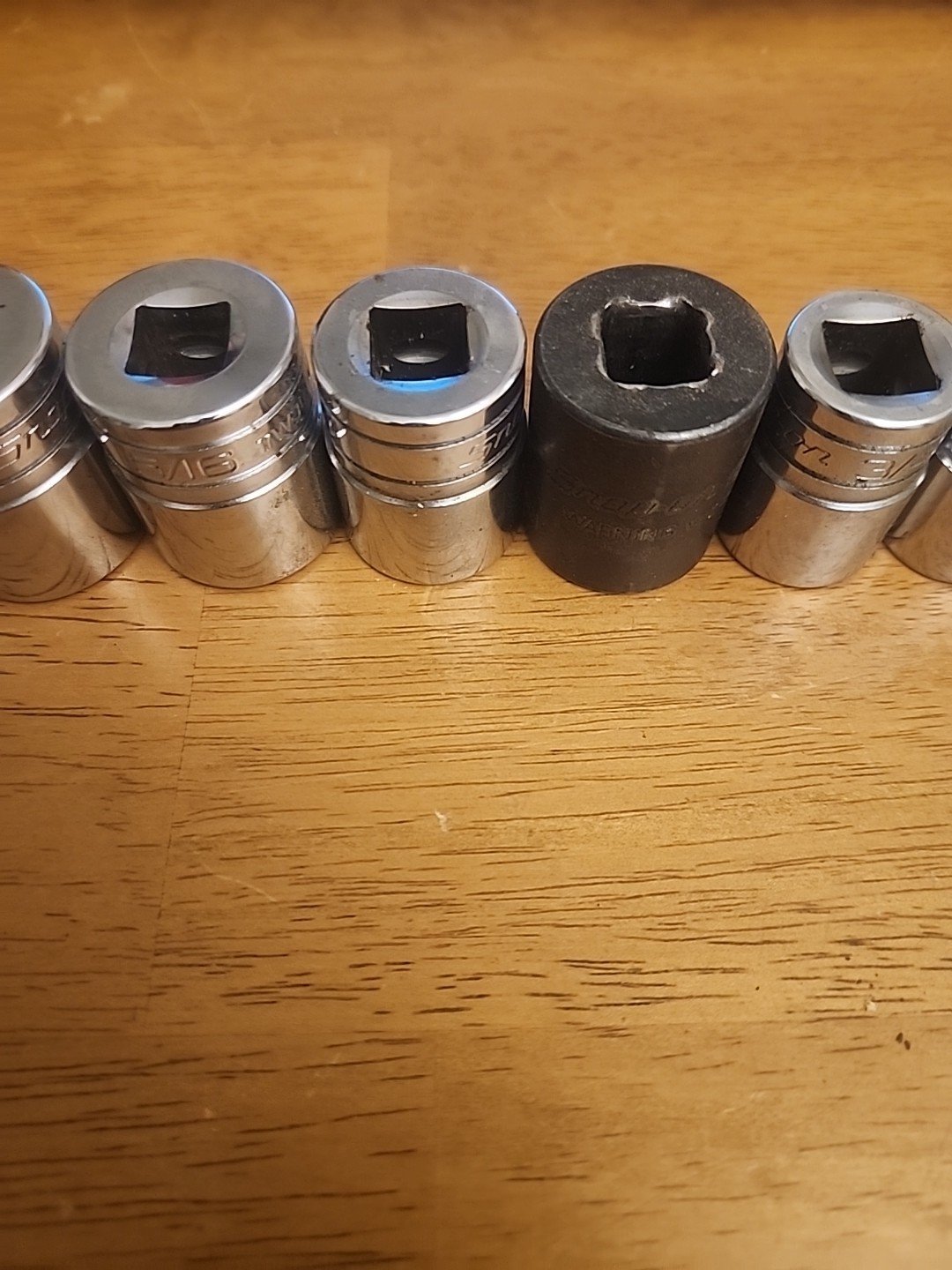 SNAP ON TOOLS 13PC 1/2″ DRIVE SAE 6 POINT SOCKET SET 1-1/8 TO 3/8