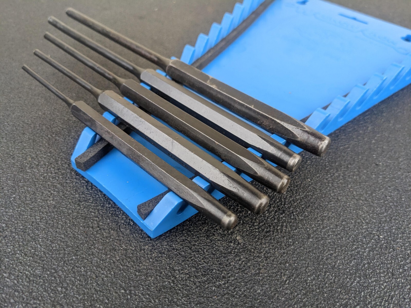 #bk339 SNAP ON PPCL60BK 5 PIECE «LONG» PIN PUNCH SET