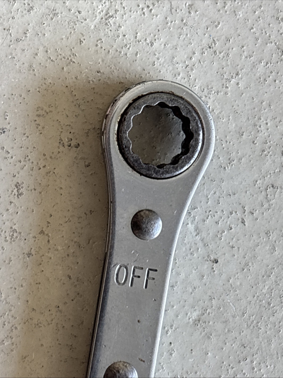 Snap-on 3/8″ x 7/16″ R1214A~12-pt Ratcheting Box Wrench