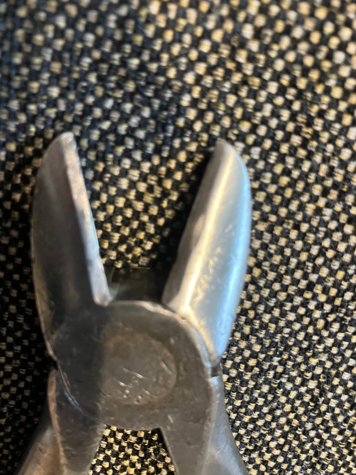 (a) Snap On Tools No. 87 Vacuum Grip Diagonal Cutter 7.25”