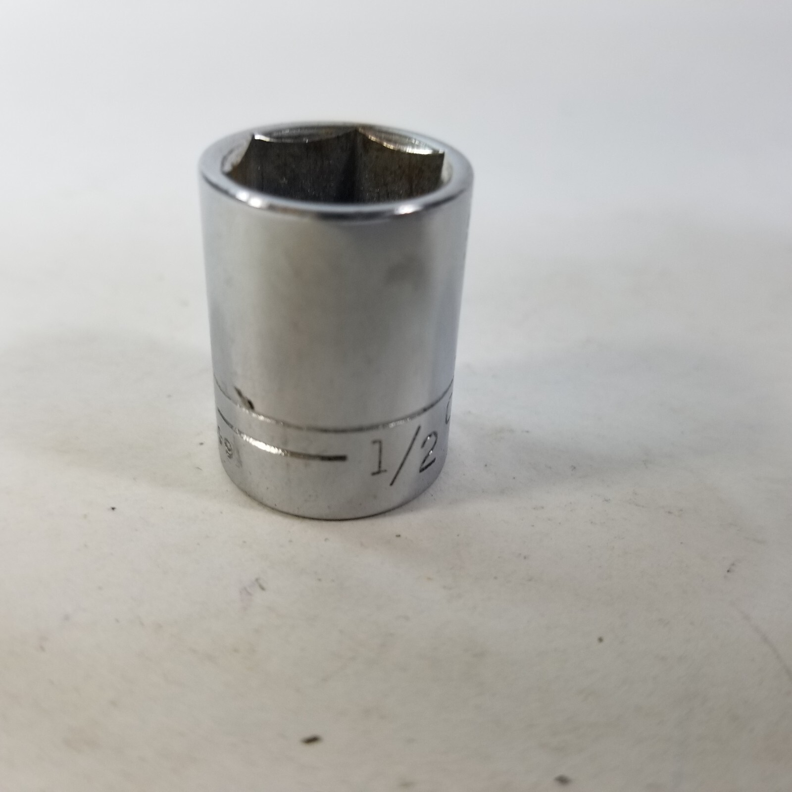 Craftsman -V- 43499 1/2″ 6pt 1/4″ Drive Socket