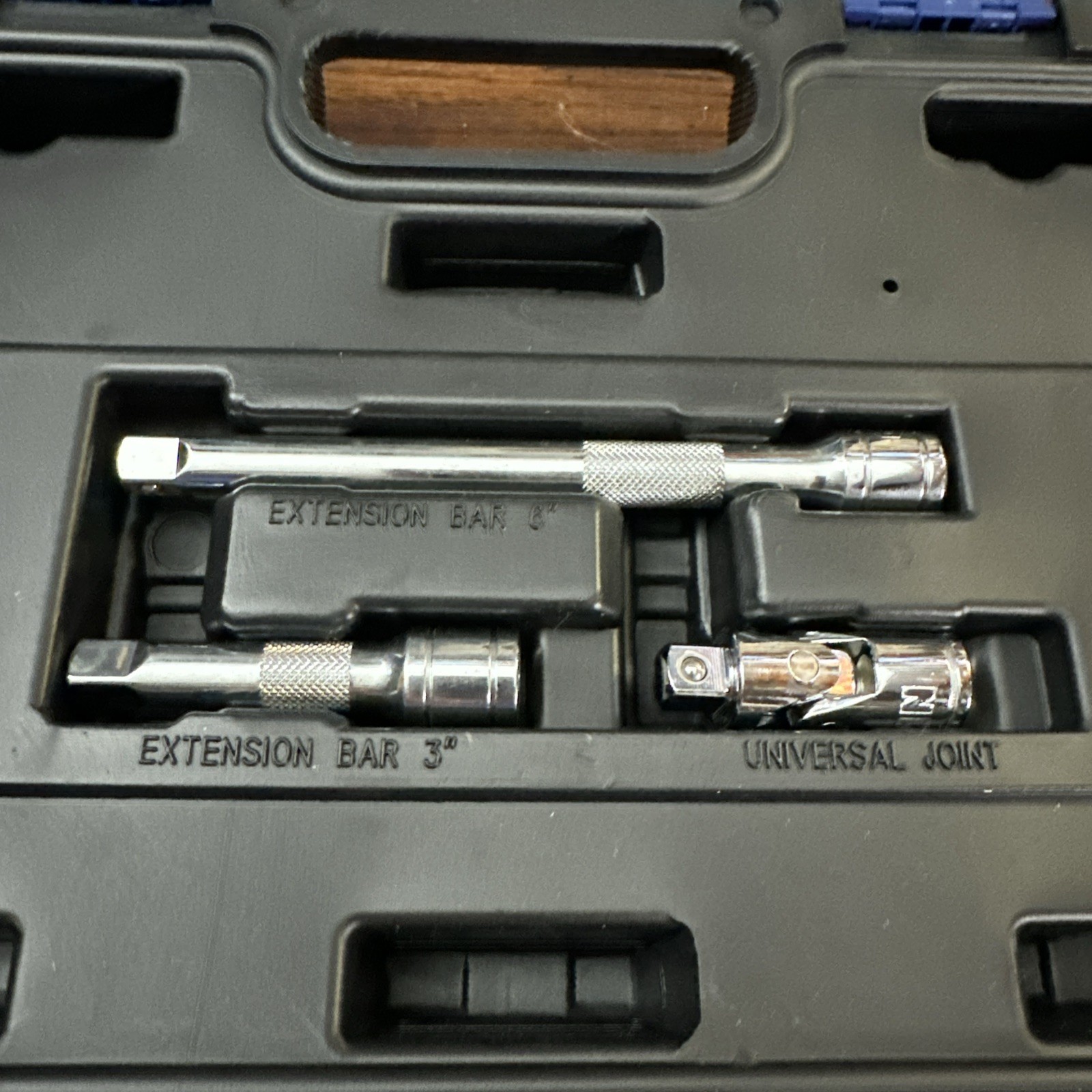 Quinn 3/8 in. Drive SAE and Metric High-Visibility Socket Set
