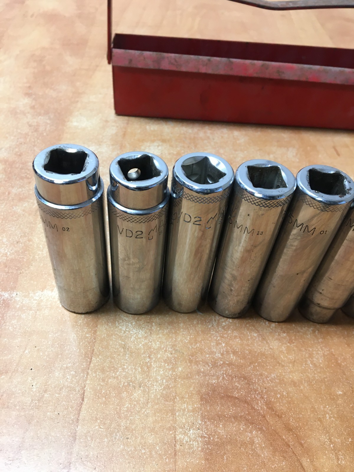 Mac USA VD2 10-Piece 1/2″ Drive Deep Metric Socket Set 10mm to 19mm w/tray