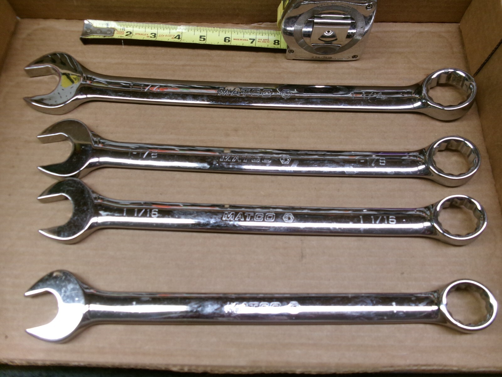 Matco Tools 4-Piece SAE Non Slip 12-Point Combination Wrench Set 1 – 1-1/4″