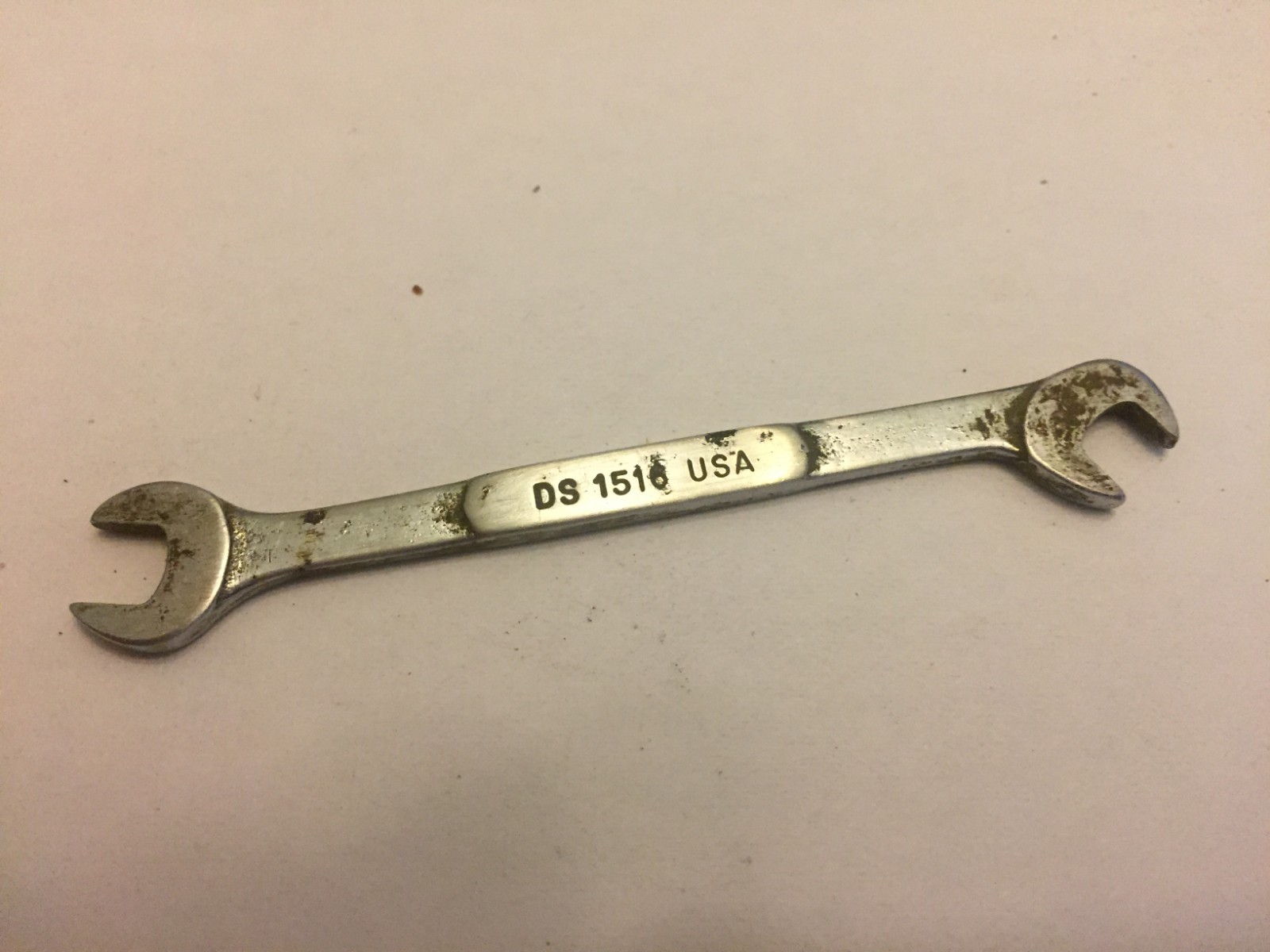 SNAP ON DS1516 ~ SAE 15/64–1/4″ 15°/60° Offset Open End Ignition Wrench